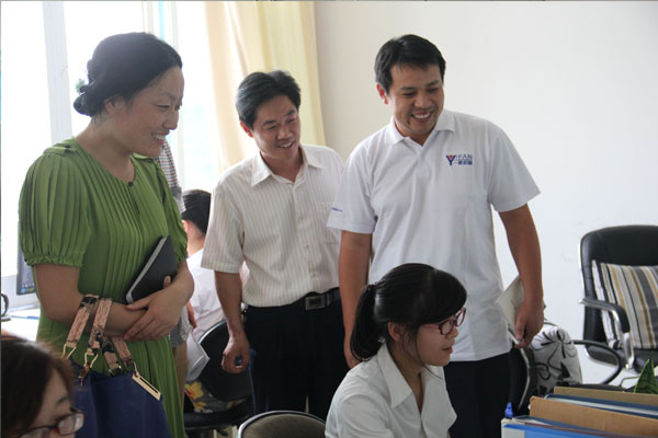 ���ķ������(y��ng)����ί